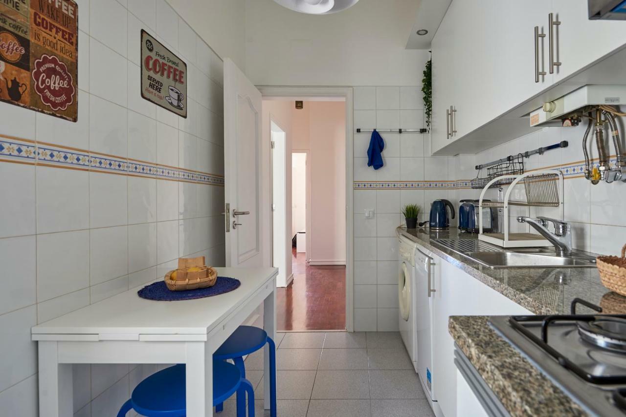Cozy In Historic Center With Terrace Appartement Lissabon